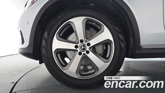 Mercedes-Benz GLC-Class 2019 — ფოტო 5/20