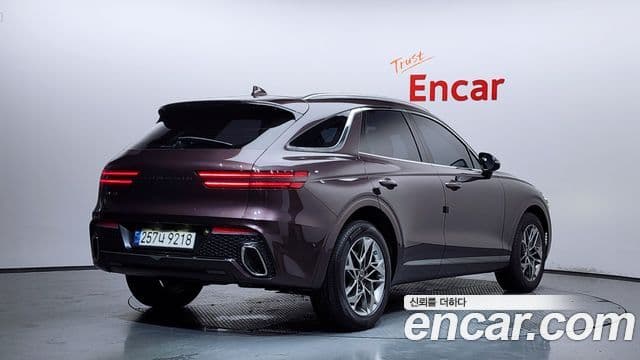 Genesis GV70 2021 — ფოტო 2/20