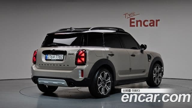 Mini Cooper S Countryman 2023 — ფოტო 2/20