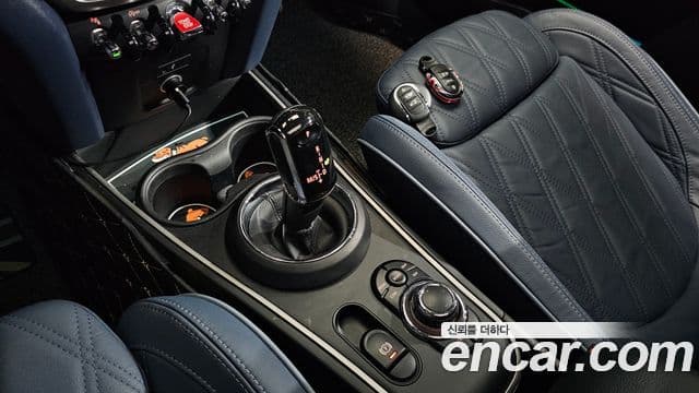 Mini Cooper S Countryman 2023 — ფოტო 9/20