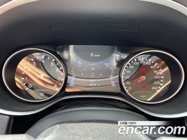 Jeep Compass 2021 — Şəkil 8/18