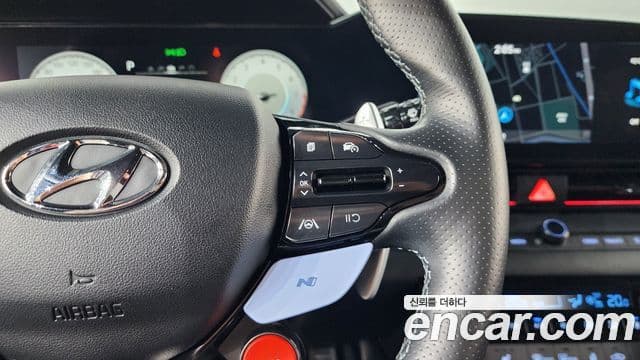 Hyundai Avante 2021 — ფოტო 16/20