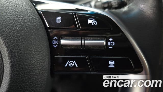 Hyundai Staria 2022 — ფოტო 19/20