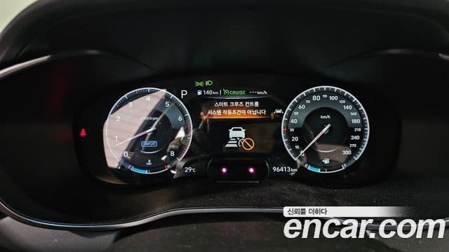 Genesis G70 2019 — ფოტო 8/20