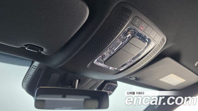 Mercedes-Benz EQA 2021 — ფოტო 8/31