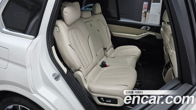 BMW X7 2023 — ფოტო 2/20