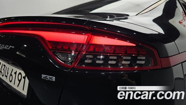 Kia Stinger Meister 2021 — Photo 32/37