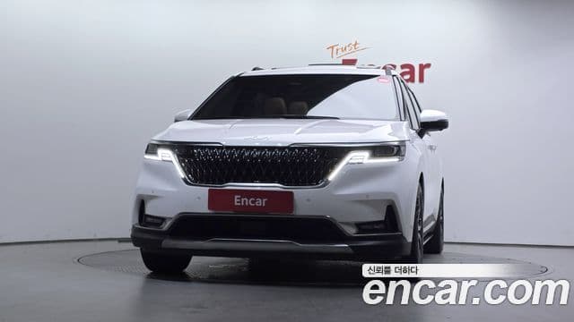Kia Carnival 2023 — Фото 3/20