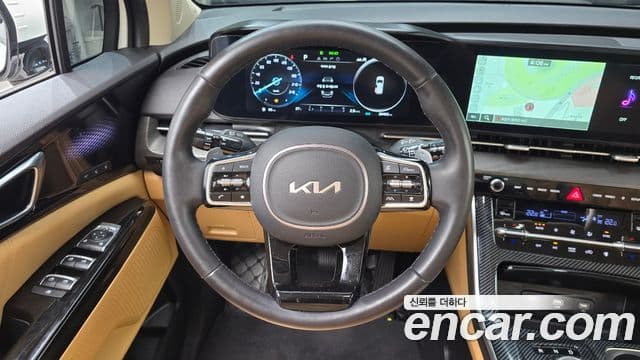 Kia Carnival 2023 — Фото 13/20