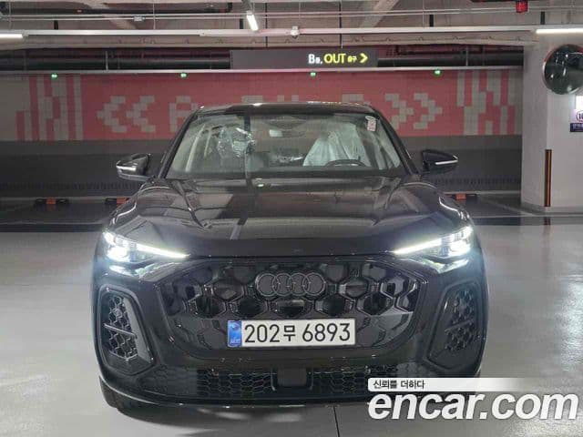 Audi Q5 2025 — ფოტო 1/14