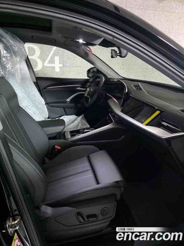 Audi Q5 2025 — фото 8 из 14