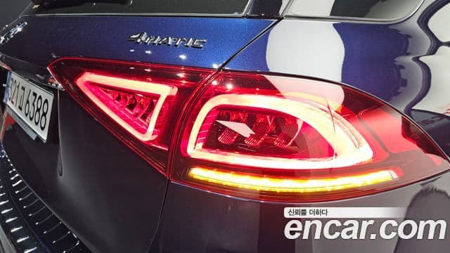 Mercedes-Benz GLE-Class 2020 — Photo 20/30