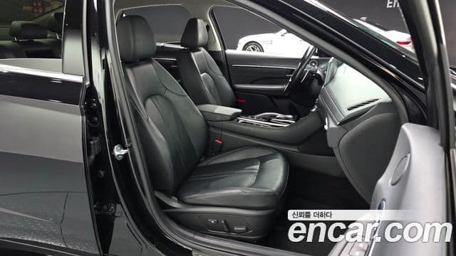 Hyundai Sonata 2022 — фото 11 из 20