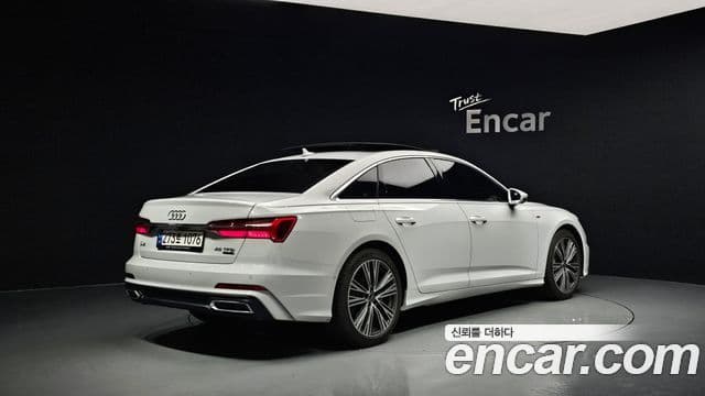 Audi A6 2022 — ფოტო 2/20