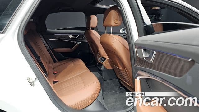 Audi A6 2022 — ფოტო 12/20