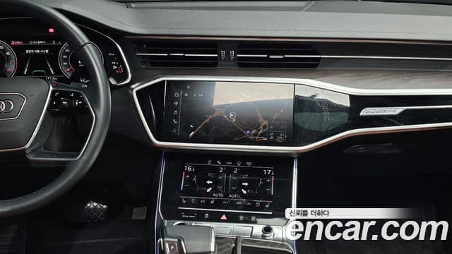 Audi A6 2022 — ფოტო 14/20