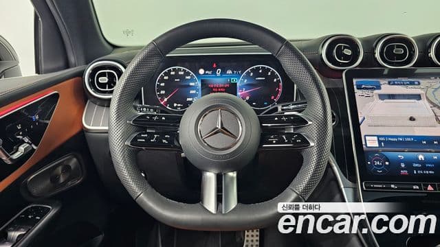 Mercedes-Benz GLC-Class 2024 — ფოტო 14/20