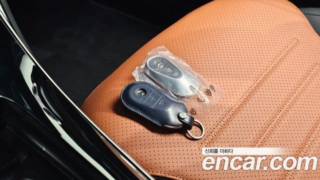 Mercedes-Benz GLC-Class 2024 — ფოტო 16/20