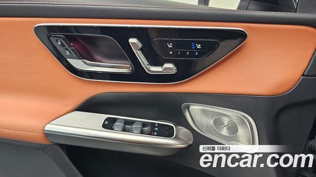 Mercedes-Benz GLC-Class 2024 — ფოტო 19/20