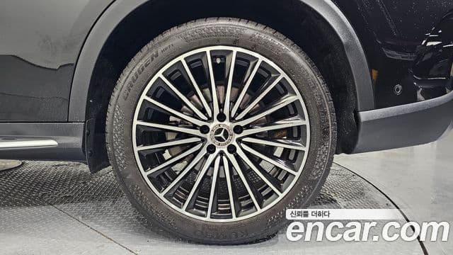 Mercedes-Benz GLC-Class 2024 — Photo 25/30