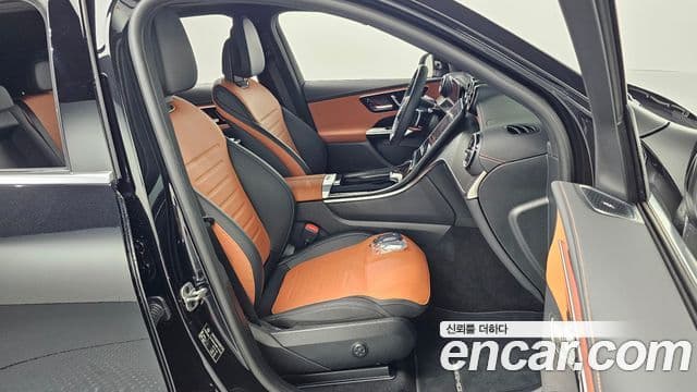 Mercedes-Benz GLC-Class 2024 — Photo 4/30