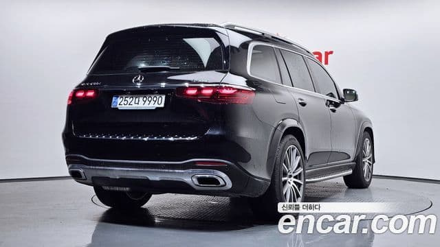 Mercedes-Benz GLS-Class 2024 — Фото 2/20
