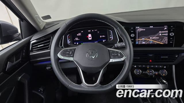 Volkswagen Jetta 2022 — Şəkil 13/20