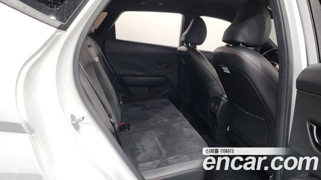 Hyundai Kona 2023 — Şəkil 11/20