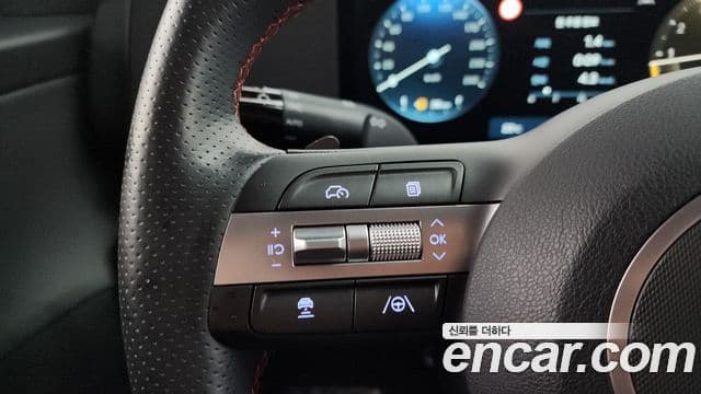 Hyundai Kona 2023 — Şəkil 16/20