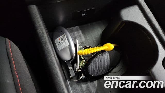 Hyundai Kona 2023 — Şəkil 19/20