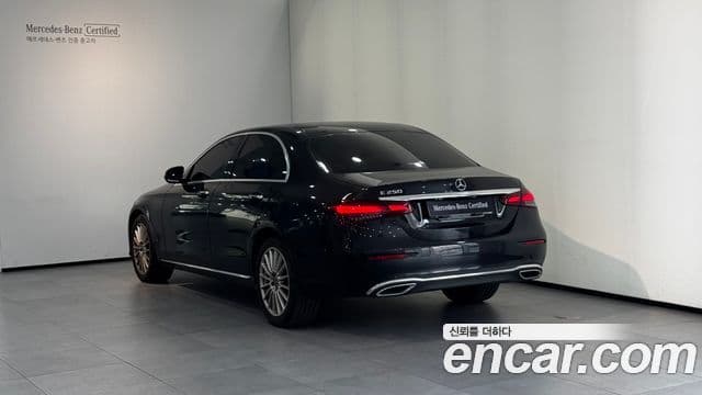 Mercedes-Benz E-Class 2021 — ფოტო 1/20