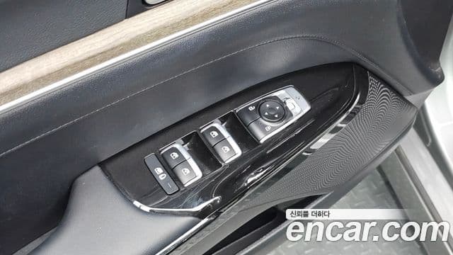 Kia K5 2020 — Şəkil 19/20