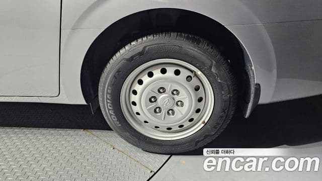 Hyundai Staria 2022 — Şəkil 1/30