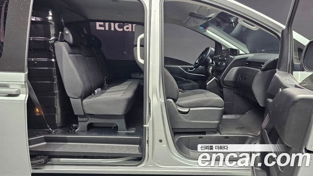 Hyundai Staria 2022 — Şəkil 16/30