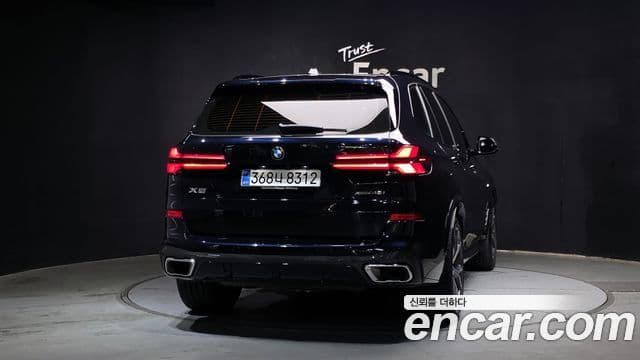 BMW X5 2025 — Photo 11/33