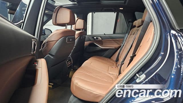 BMW X5 2025 — Photo 27/33