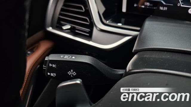 BMW X5 2025 — Photo 12/33