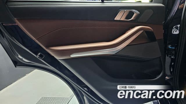 BMW X5 2025 — Photo 28/33