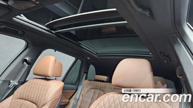 BMW X5 2025 — Photo 9/33