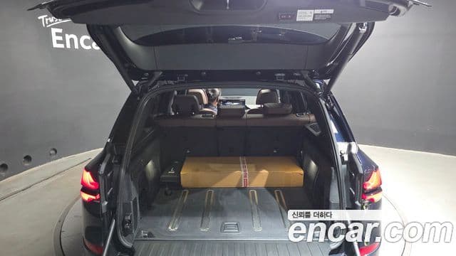 BMW X5 2025 — Photo 19/33