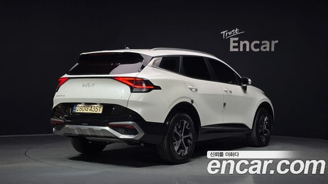 Kia Sportage 2022 — Фото 2/20