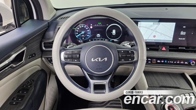 Kia Sportage 2022 — Фото 13/20