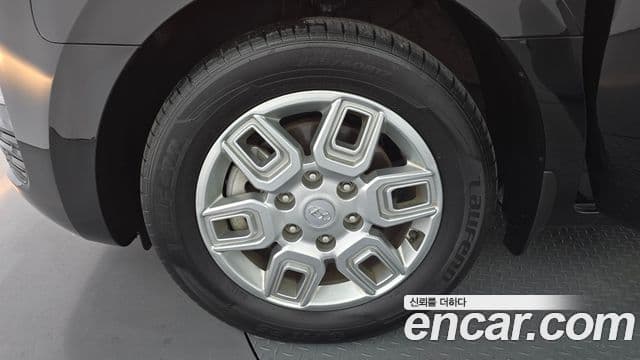 Hyundai Staria 2023 — Şəkil 5/20