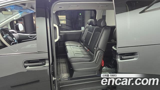 Hyundai Staria 2023 — Şəkil 11/20