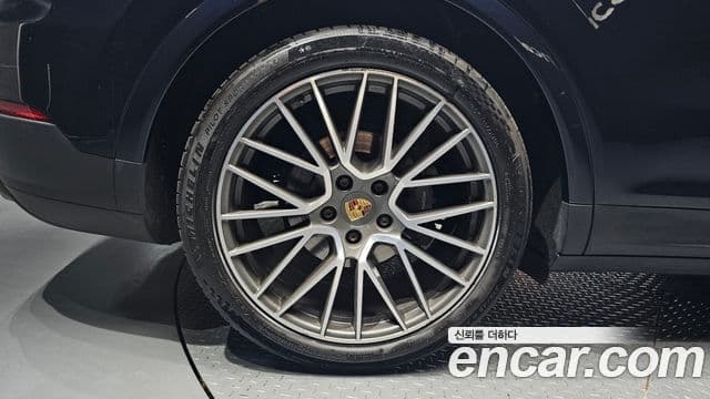 Porsche Cayenne 2021 — Şəkil 5/20