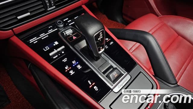 Porsche Cayenne 2021 — Şəkil 8/20