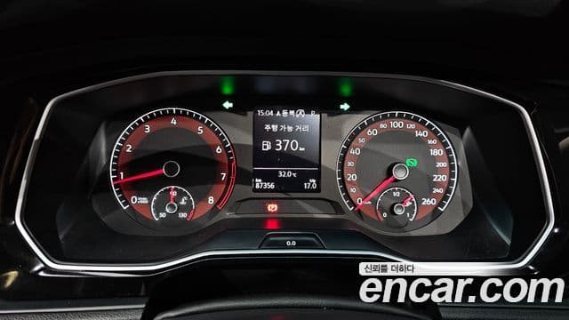 Volkswagen Jetta 2020 — Şəkil 8/20