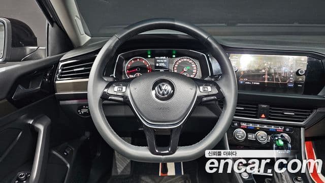 Volkswagen Jetta 2020 — Şəkil 12/20