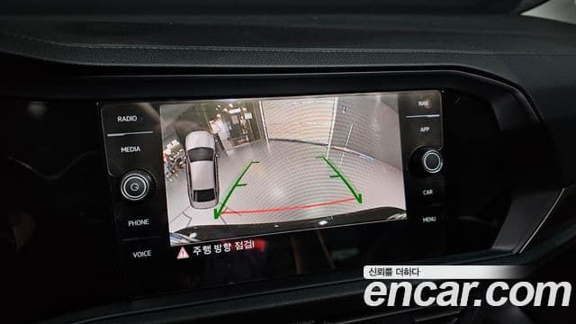 Volkswagen Jetta 2020 — Şəkil 15/20