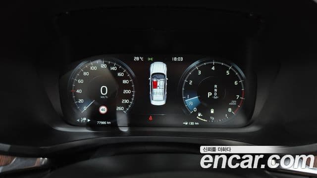 Volvo S60 2021 — ფოტო 8/20